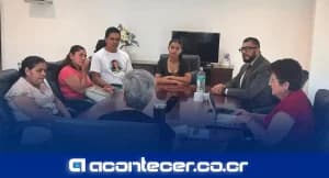 Carolina Delgado Ramírez se reúne con familia de Junieysis Merlo y anuncia apoyo integral