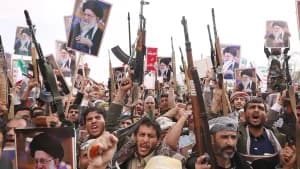 Fuerzas yemeníes avanzan contra houthis en Al-Jawf