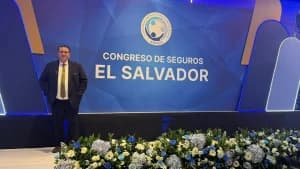 Boris Molina expone en El Salvador claves para evitar conflictos con los seguros