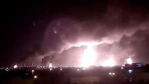 Hutíes amenazan refinerías de Aramco y aeropuertos sauditas