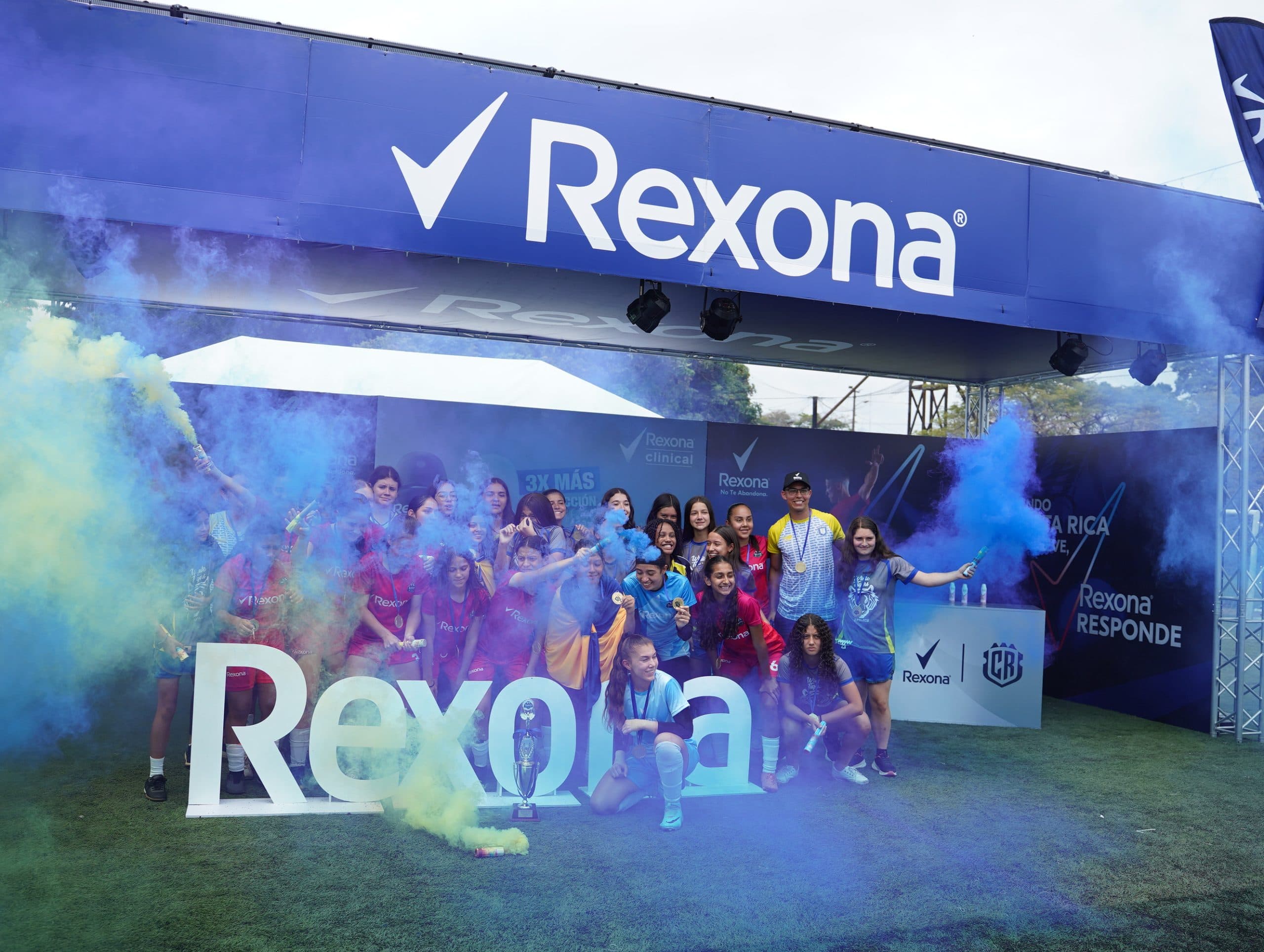 Imagen de la nota: Colegio SAMAGU se corona bicampeón de la Copa Rexona Femenina 2025 y reafirma el talento del fútbol femenino costarricense