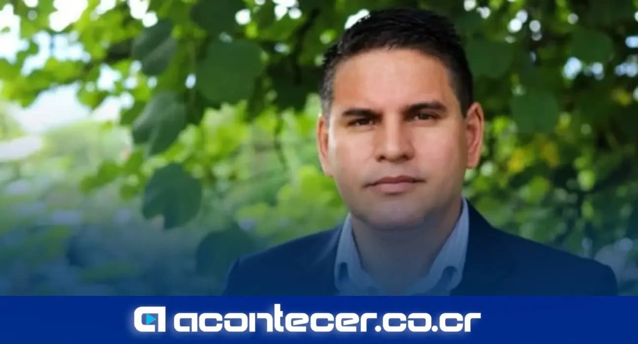 Imagen de la nota: Dictan medida cautelar contra Fabricio Alvarado por presunto abuso sexual