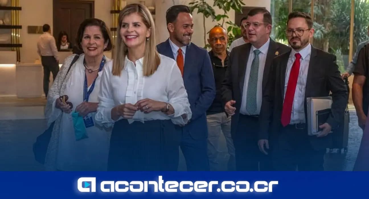 Imagen de la nota: Laura Fernández lleva a Pilar Cisneros a almuerzo ejecutivo con el BCIE