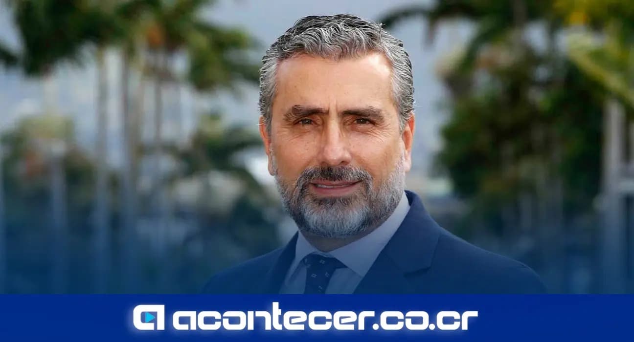Imagen de la nota: Otto Guevara: funcionarios públicos son “hipócritas e inconsistentes” en debate laboral