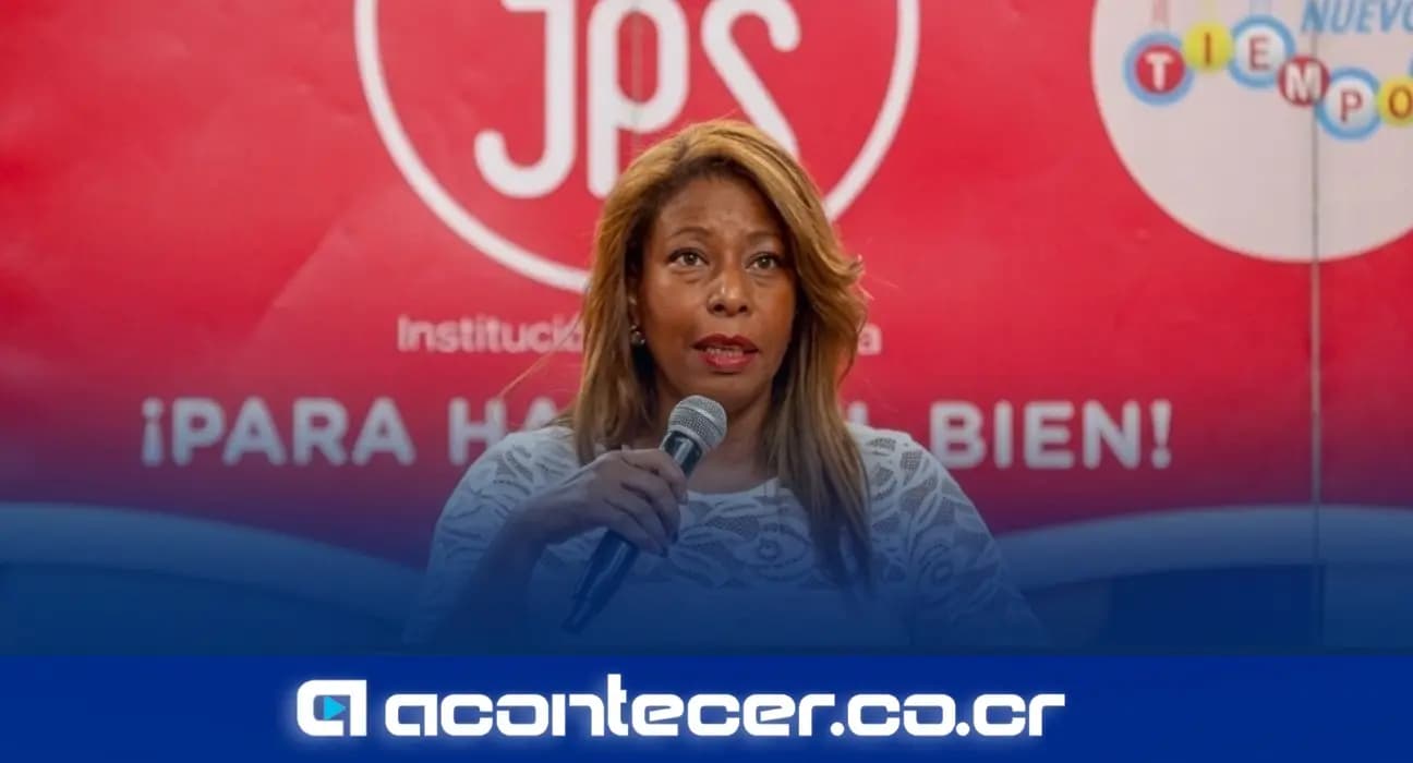 Imagen de la nota: Más de 215.000 adultos mayores no tienen pensión, advierte diputada Esmeralda Britton en foro legislativo