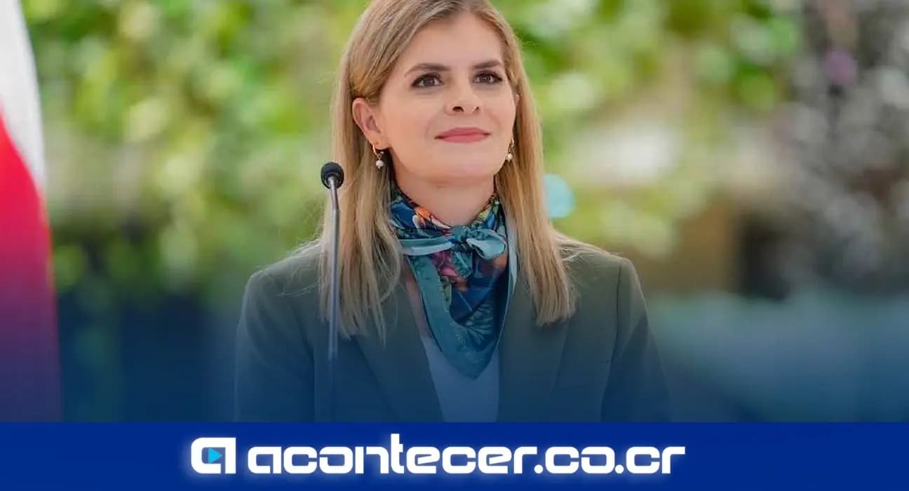 Imagen de la nota: Fernández pide a San Carlos preparar proyectos para invertir recursos provenientes de Crucitas