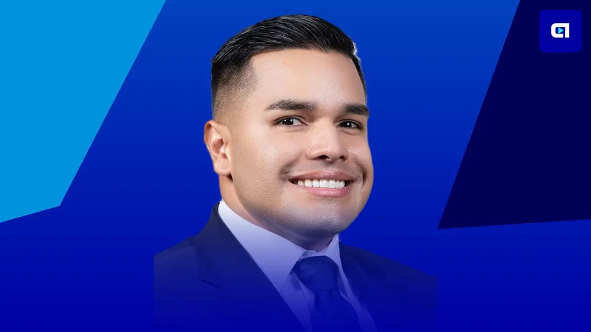 Imagen de la nota: Eder Hernández denuncia que 99.000 costarricenses abandonaron Open English