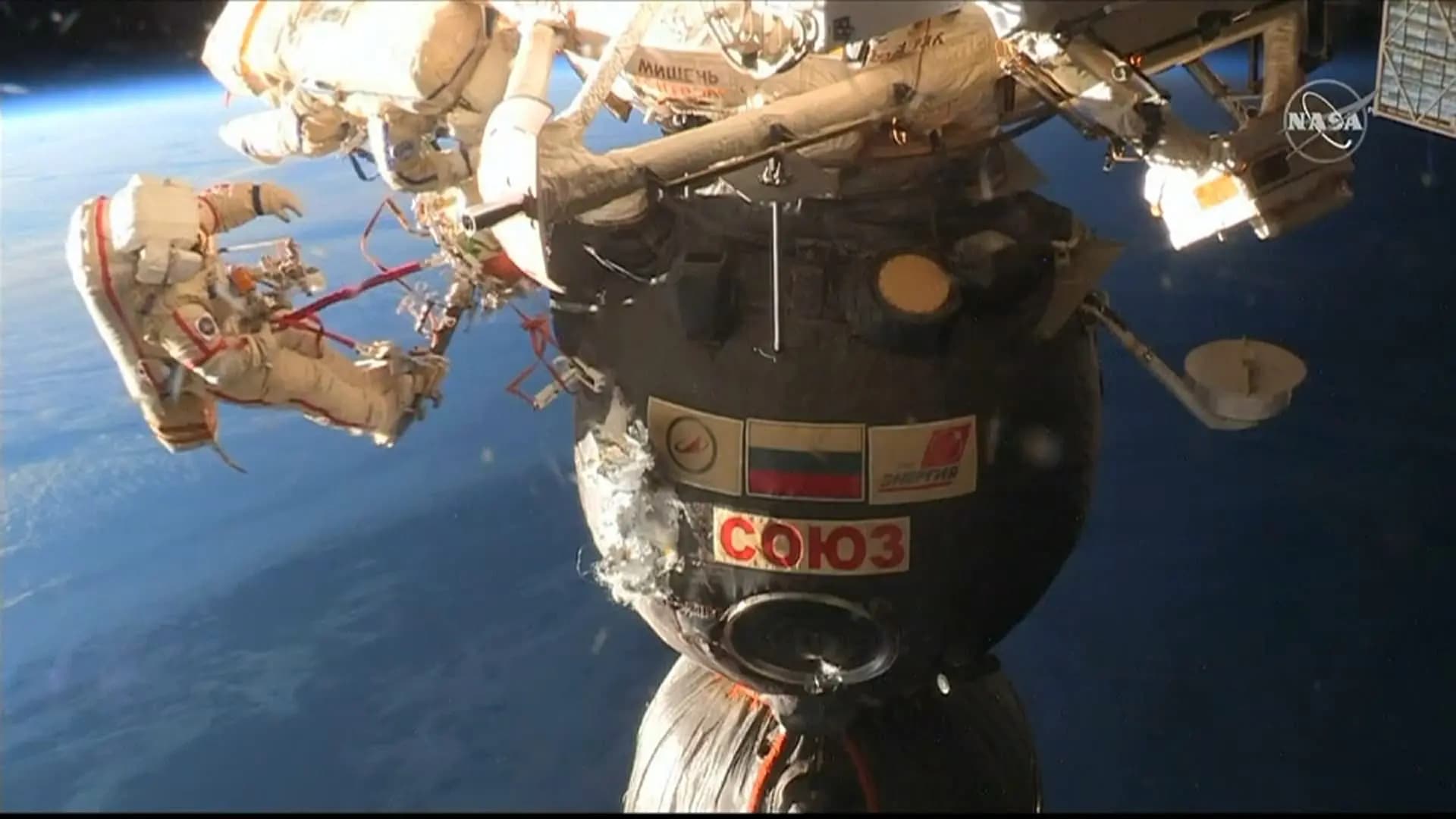 Imagen de la nota: Krzysztof Gawkowski sospecha sabotaje en incendio de estación Starlink