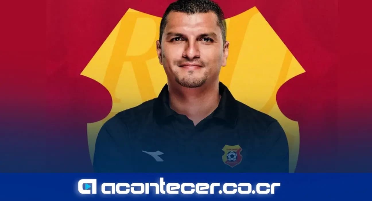Imagen de la nota: Gustavo Pérez renuncia a la Gerencia Deportiva del Herediano