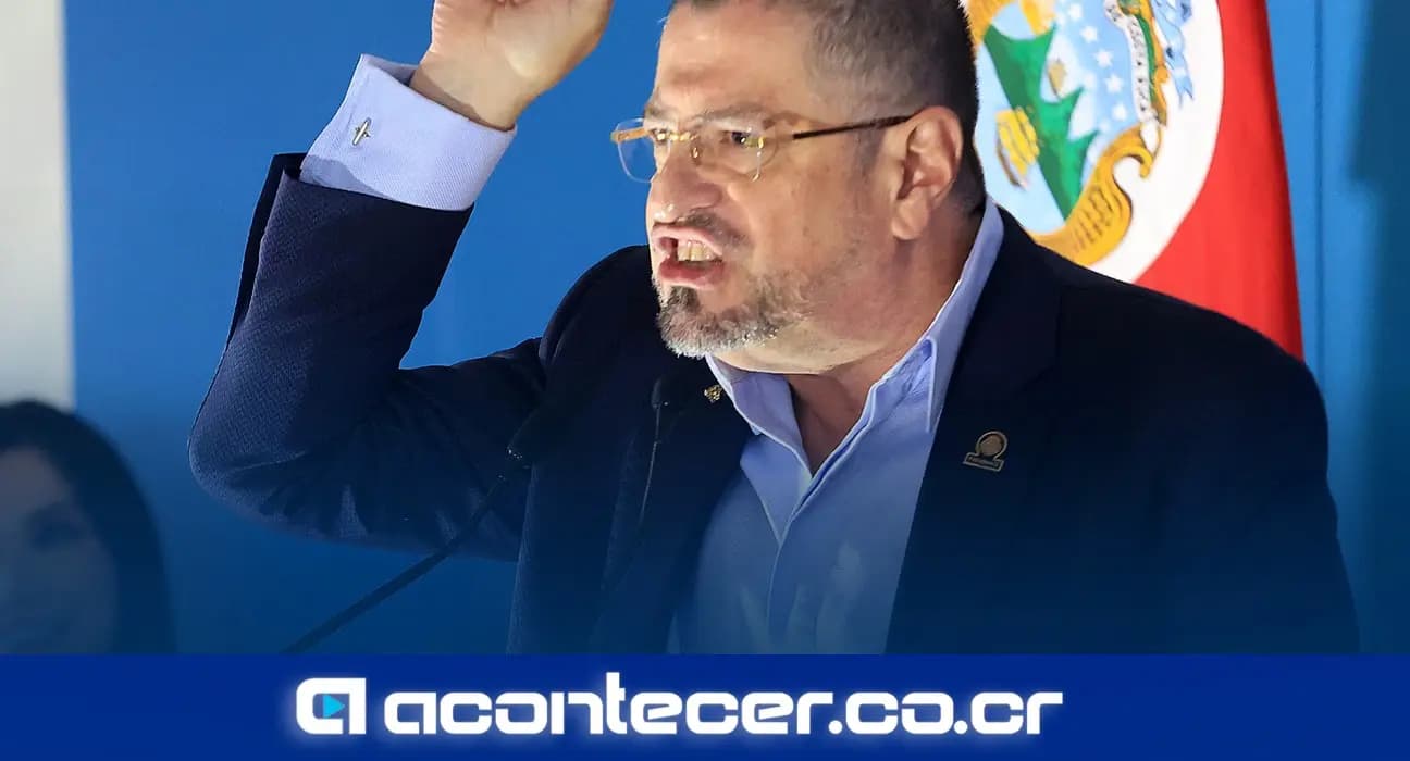 Imagen de la nota: Rodrigo Chaves: “Hasta para mentir se ocupa ser inteligente”