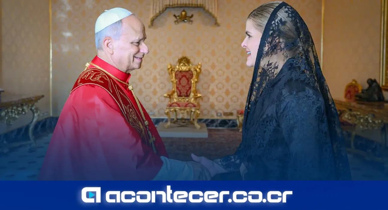 Imagen de la nota: Laura Fernández invita al papa León XIV a visitar Costa Rica