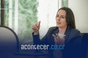 Natalia Díaz propone abrir el monopolio de Recope y reducir el impuesto único a los combustibles