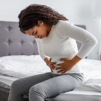 ¿Sufre De Distensión Abdominal? Causas Y Tratamientos Para Este Problema Digestivo Frecuente