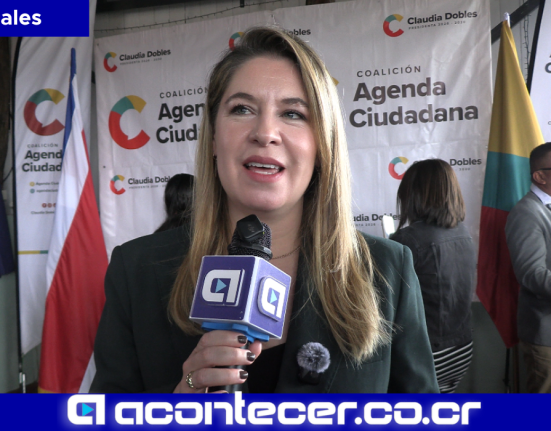 Claudia Dobles respalda a Carlos Alvarado y cuestiona al presidente: “No se puede mentir así”