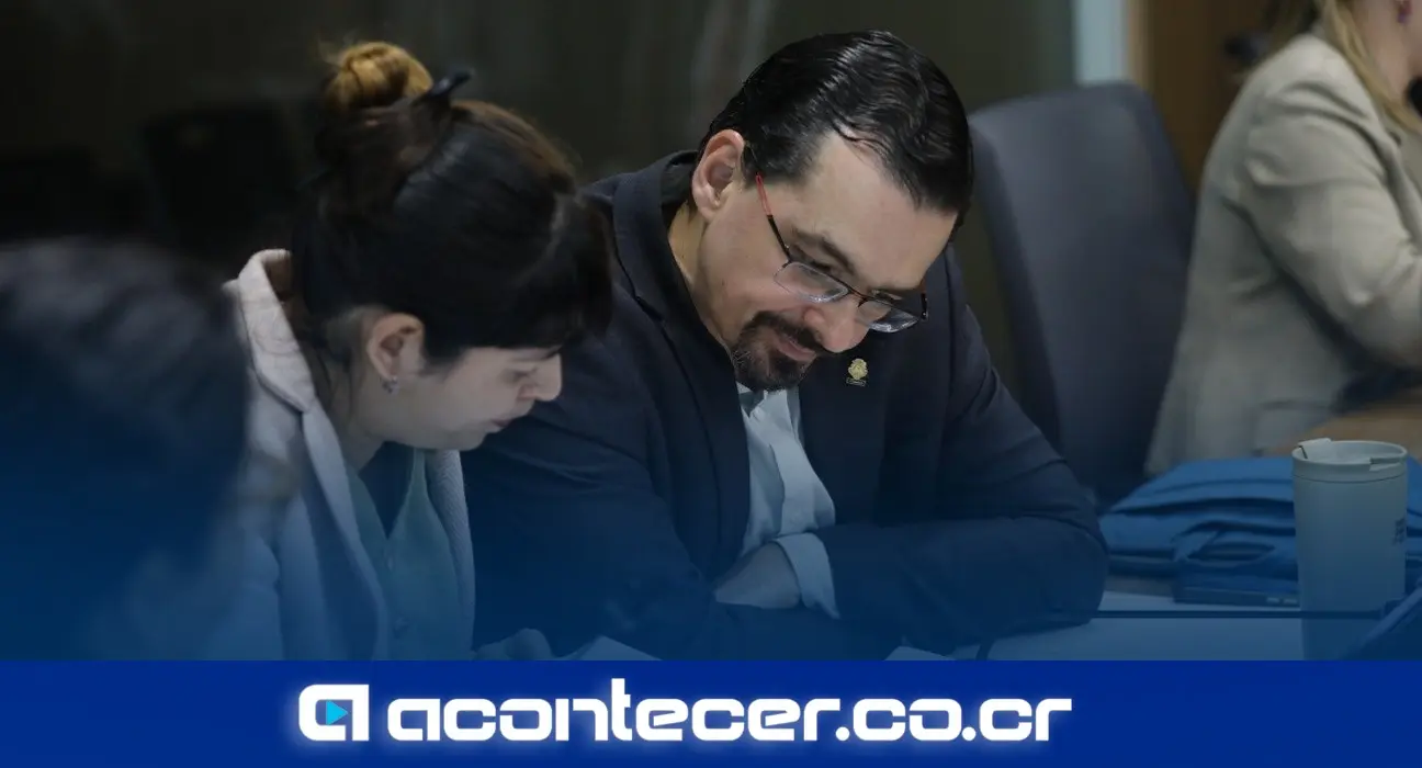 José María Villalta: “El Gobierno intenta sabotear el Poder Judicial”