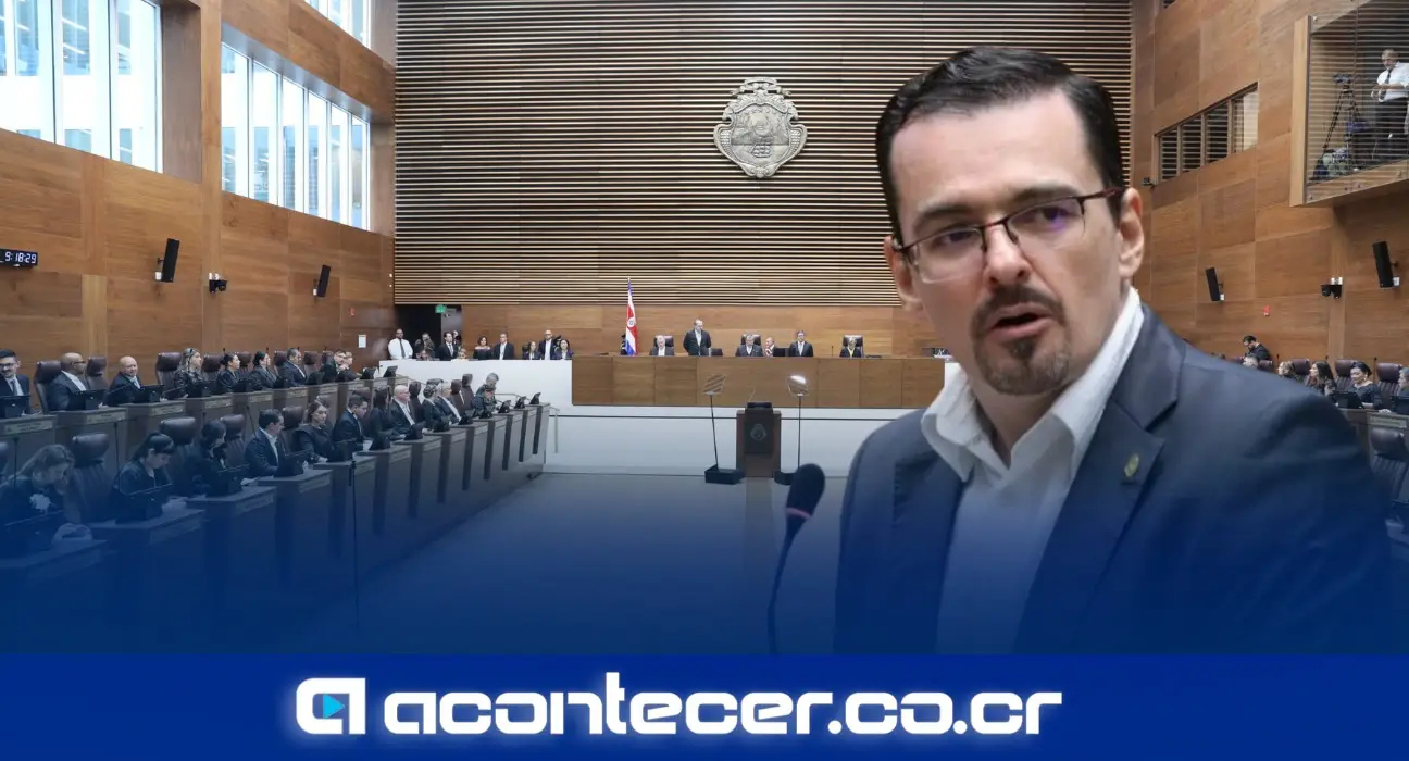 José María Villalta acusa al Gobierno de bloquear agenda legislativa con jornadas 4×3
