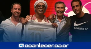 Ronaldinho Gaúcho regresa al fútbol profesional a los 46 años