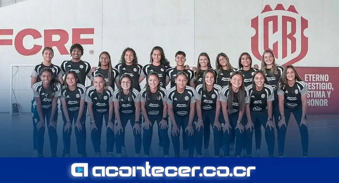 Jugadoras de la Selección Femenina Sub-20 de Costa Rica durante el partido contra Portugal en el Mundial de Polonia