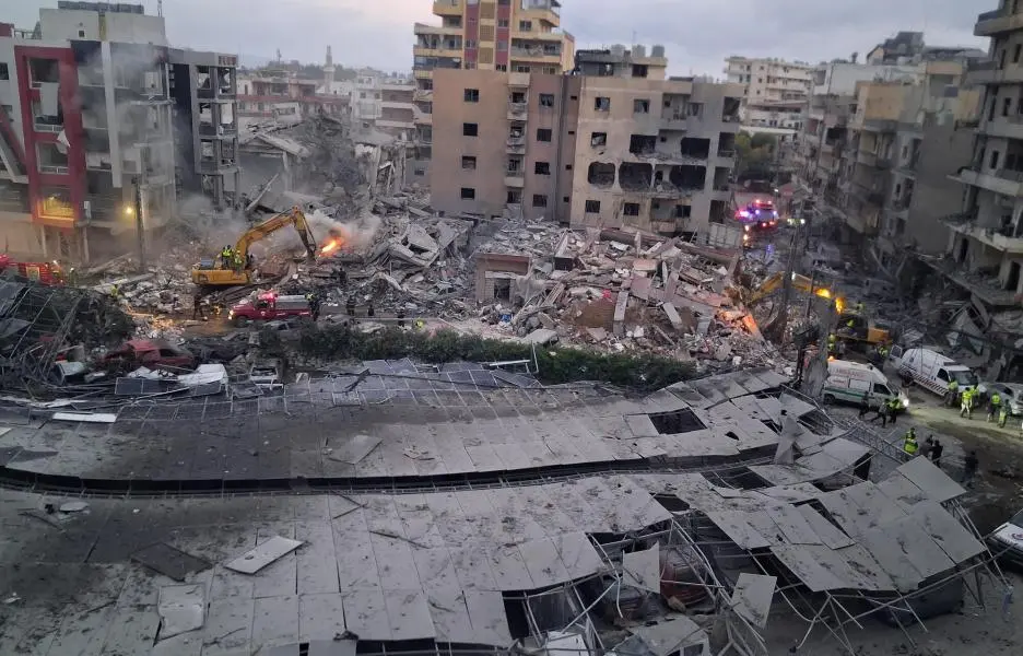 Ali Shabib y Mohammed Barjawi, periodistas de Al-Manar, heridos en ataque israelí cerca de Nabatieh, sur del Líbano (Foto: msf.es)