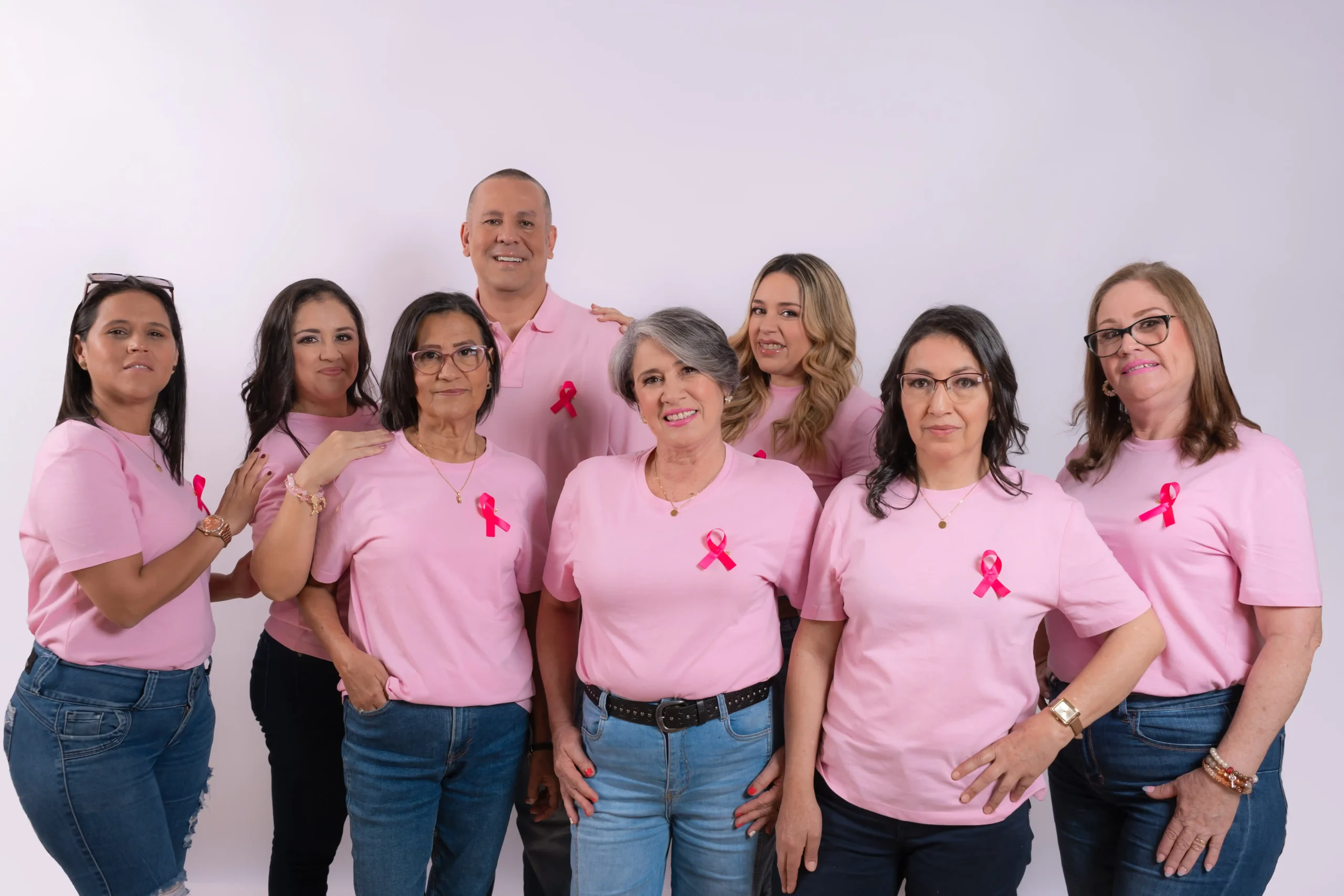 Encuentro de participantes de Mujeres de Mil Batallas con el equipo de Dolce Medical Center