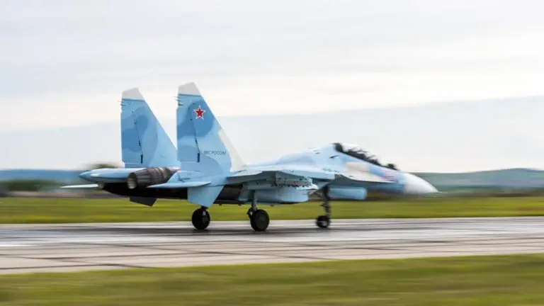 Caza ruso Su-30 se estrella en Kaliningrado durante entrenamiento (Foto: msn.com)